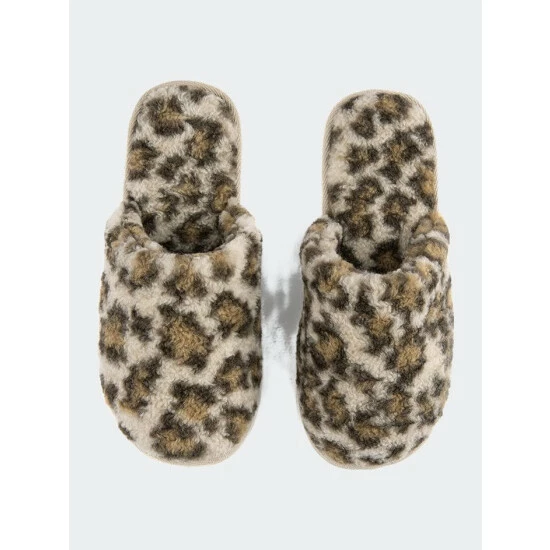 Shiraleah Avignon Slippers, Multi Shiraleah Avignon Slippers, Multi -Shiraleah Shop unnamed file 31