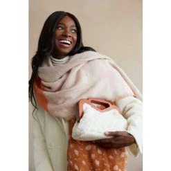 Shiraleah Jayden Top Handle Clutch Handbags Ivory -Shiraleah Shop unnamed file 363