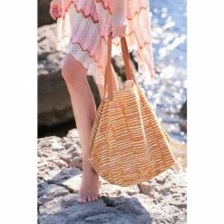 Shiraleah Ina Tote, Multi Handbags -Shiraleah Shop unnamed file 440