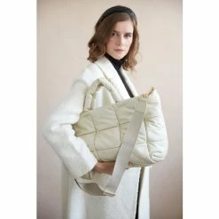 Shiraleah Robin Tote, Ivory Handbags -Shiraleah Shop unnamed file 664