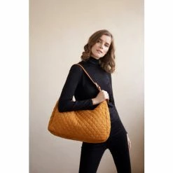 Shiraleah Hale Hobo Hand Bag, Sunflower Handbags -Shiraleah Shop unnamed file 913